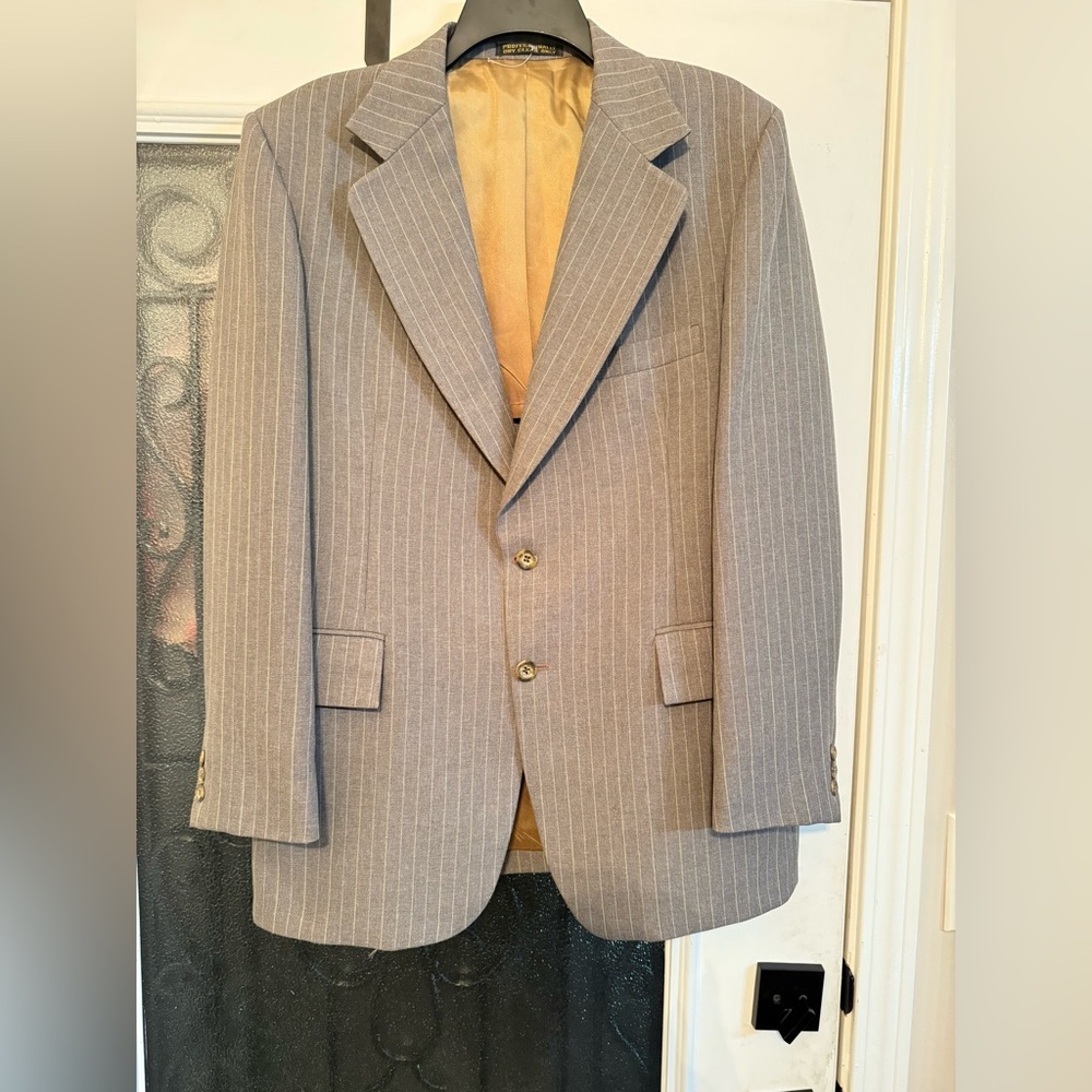 Custom Made Gray Pinstripe Men's Blazer 42R